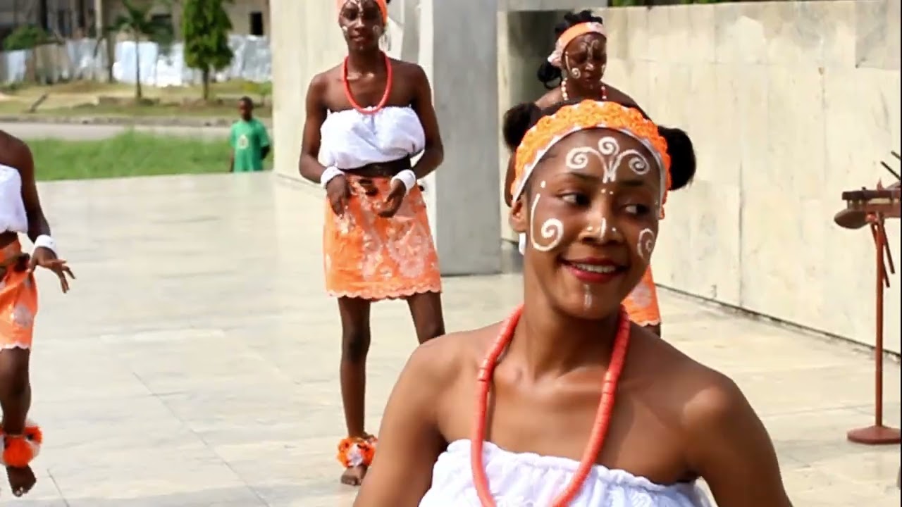 The Maiden Dance.  Ibibio , Efik.   Stage drama. movie