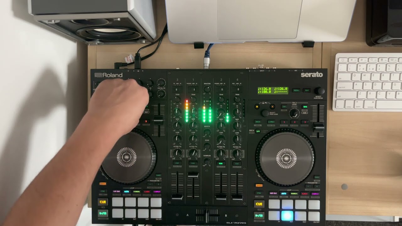 AnRiaDj Roland 707 Techno