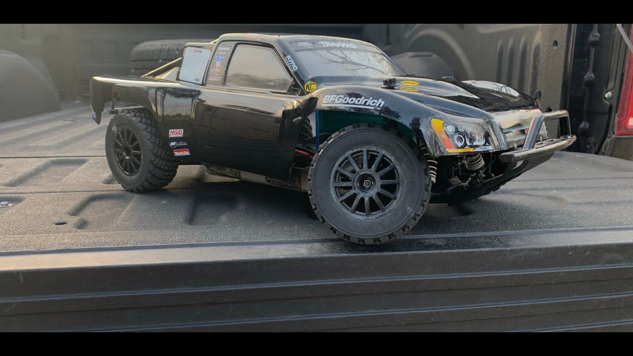 Painting Traxxas Slash 4x4 Body