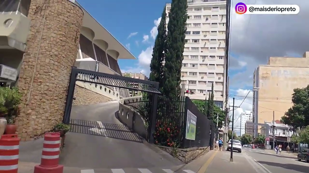 SÃO JOSÉ DO RIO PRETO, RODA GIGANTE NO CALÇADÃO, CORREIOS E COMÉRCIO DA CIDADE.