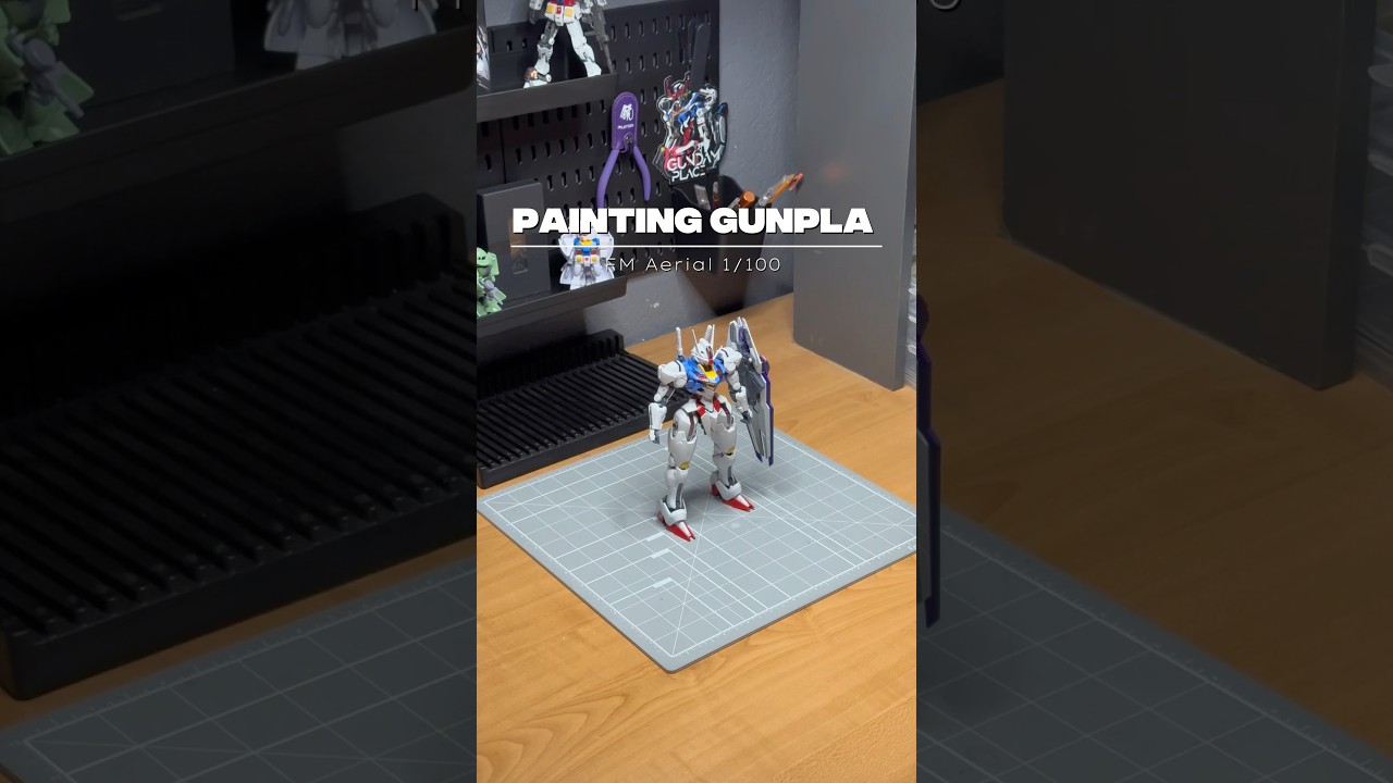 Painting gunpla #gundam #gunpla #bandai #modelkit #shortvideo