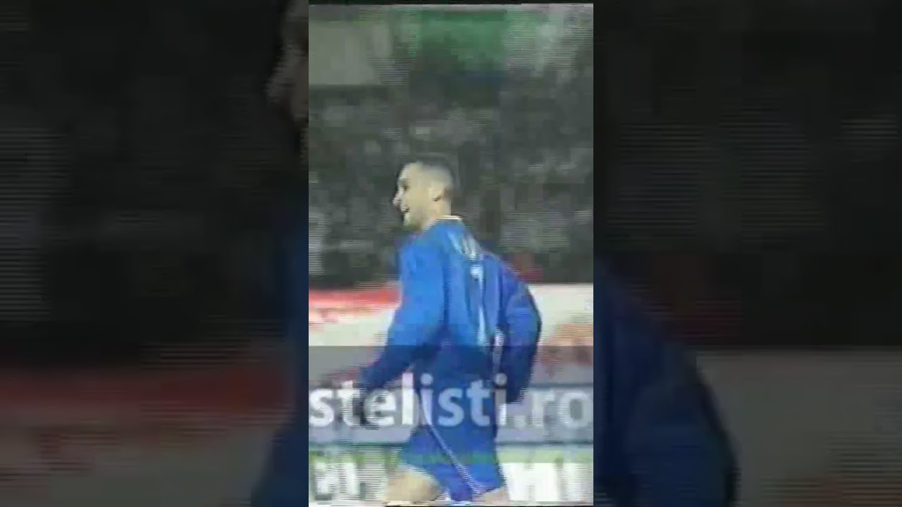 Cum a umilit-o Steaua pe Dinamo in 2003. Goluri Claudiu Raducanu (2), Aliuta si Bostina in &bdquo;Groapa&rdquo;