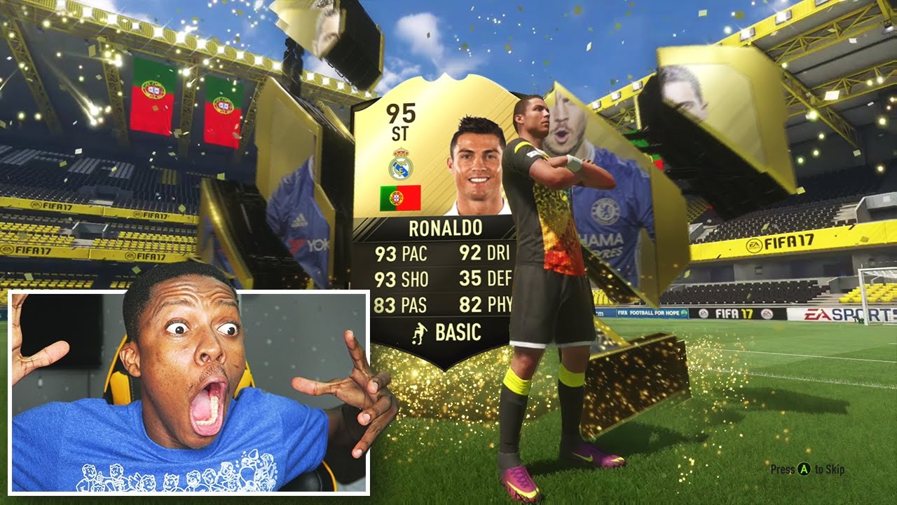 OMG NEW STRIKER RONALDO PACK OPENING !!!
