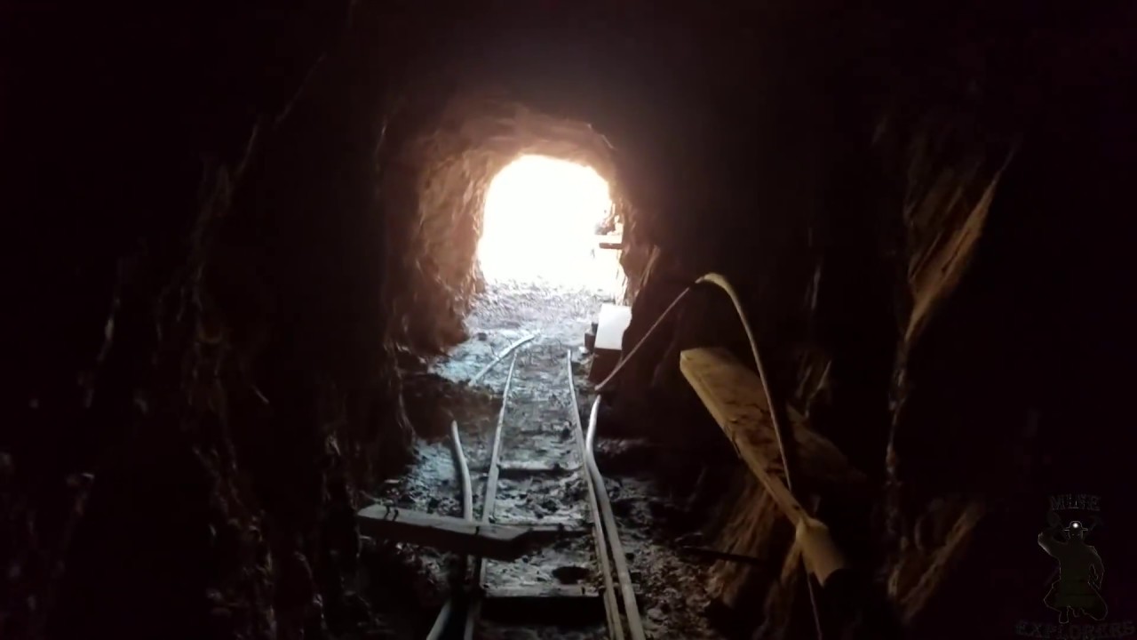 Day hike exploring the  Scallywag mine