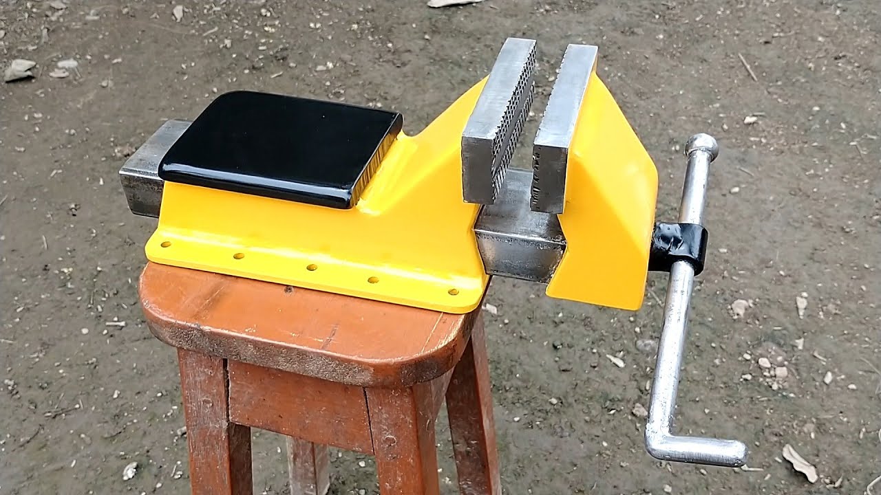 como fabricar un tornillo de banco artesanal, paso a paso
