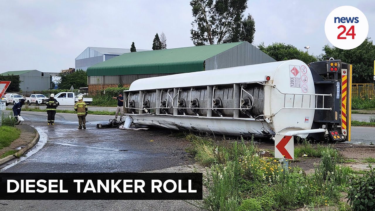 WATCH Tanker overturns in Ekurhuleni two weeks after deadly explosion, people rush to siphon fuel