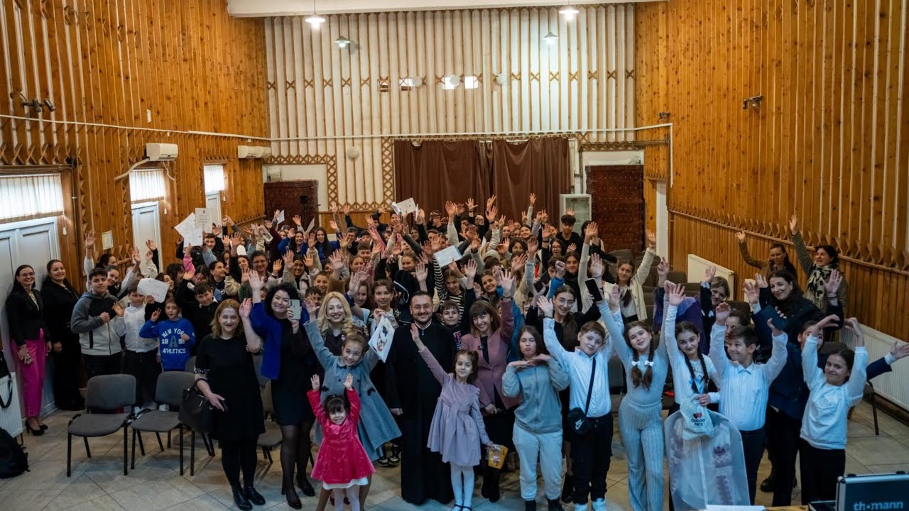 Filmare la Căminul Cultural Dumitru Stanciu din Aluniș Prahova