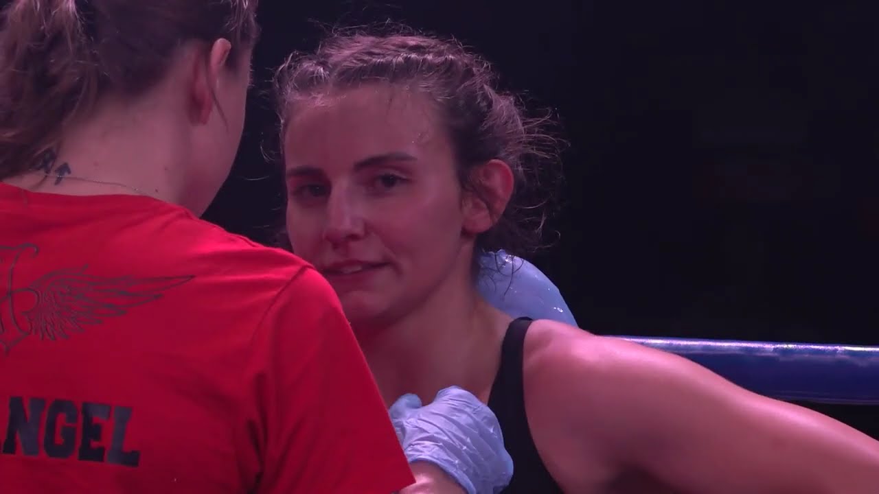 Rhona Walker Vs Aylina Engel