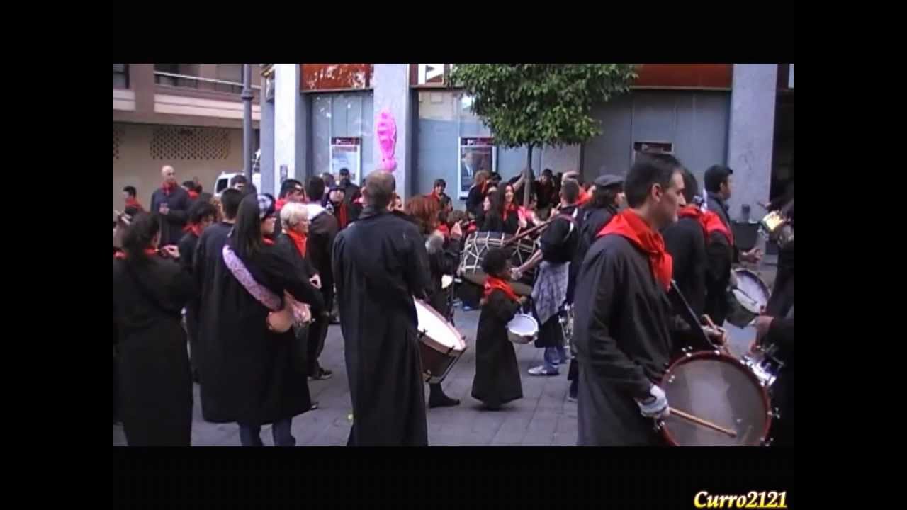 SEMANA SANTA DE HELLIN 2013-Tamborada miercoles S.