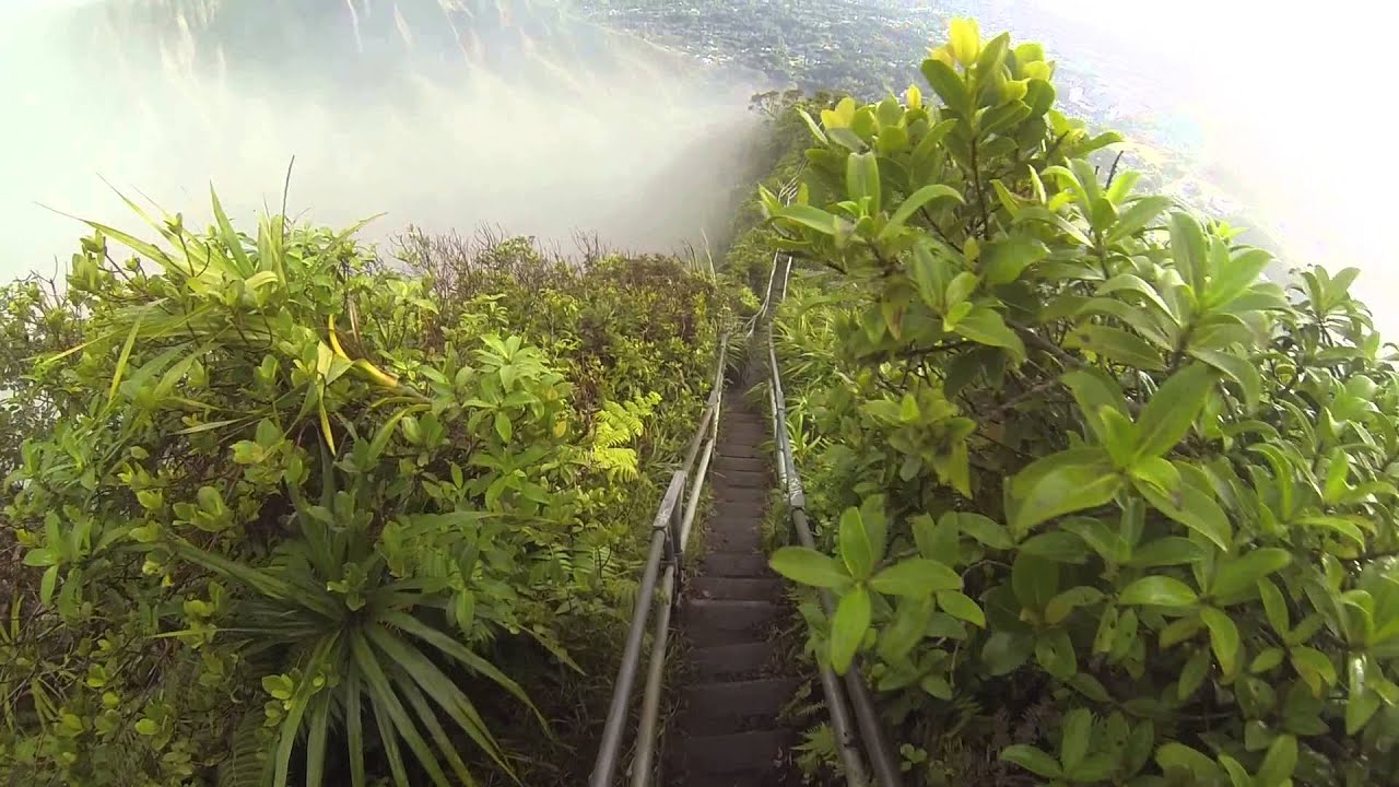Haiku Stairs (Stairway to Heaven) Descent 5