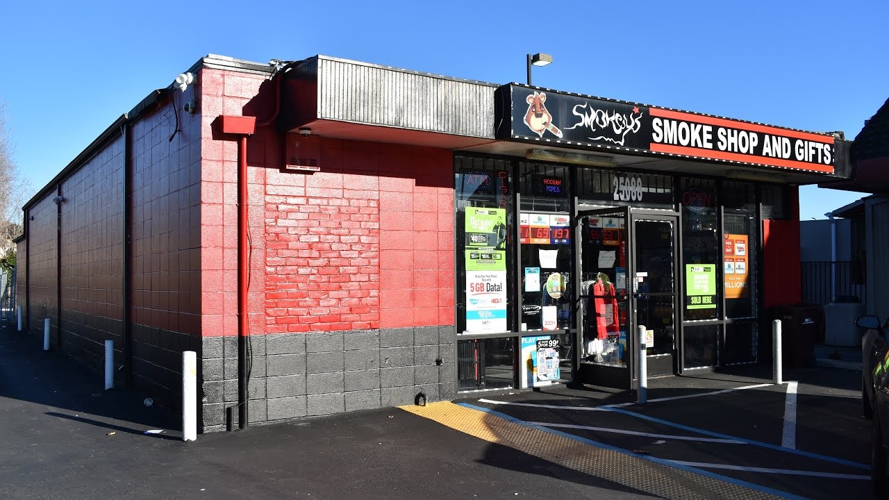Welcome To Smokeys Smoke Shop!