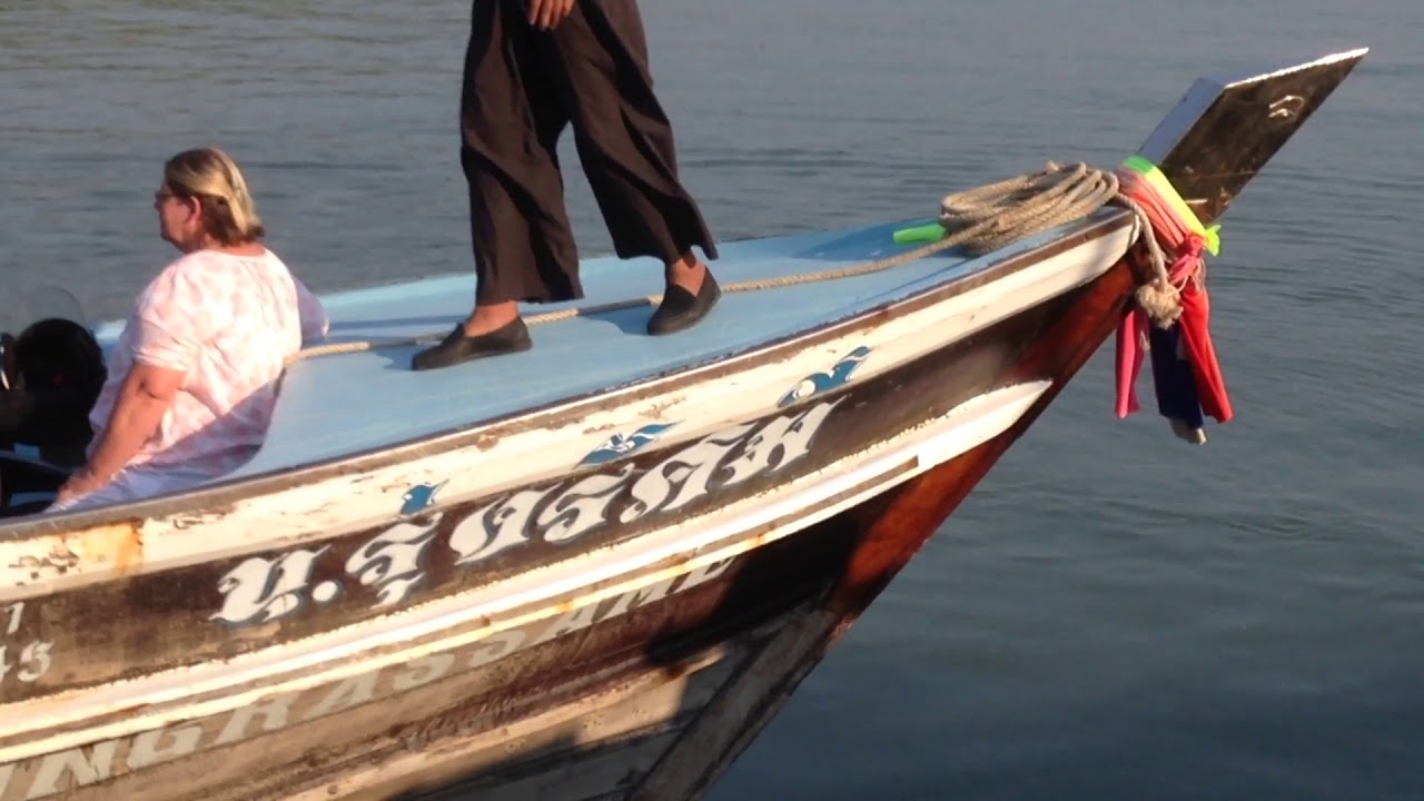 V8hino going  kho yao เรือหางยาว v8 เกาะยาว Giant long tail boat