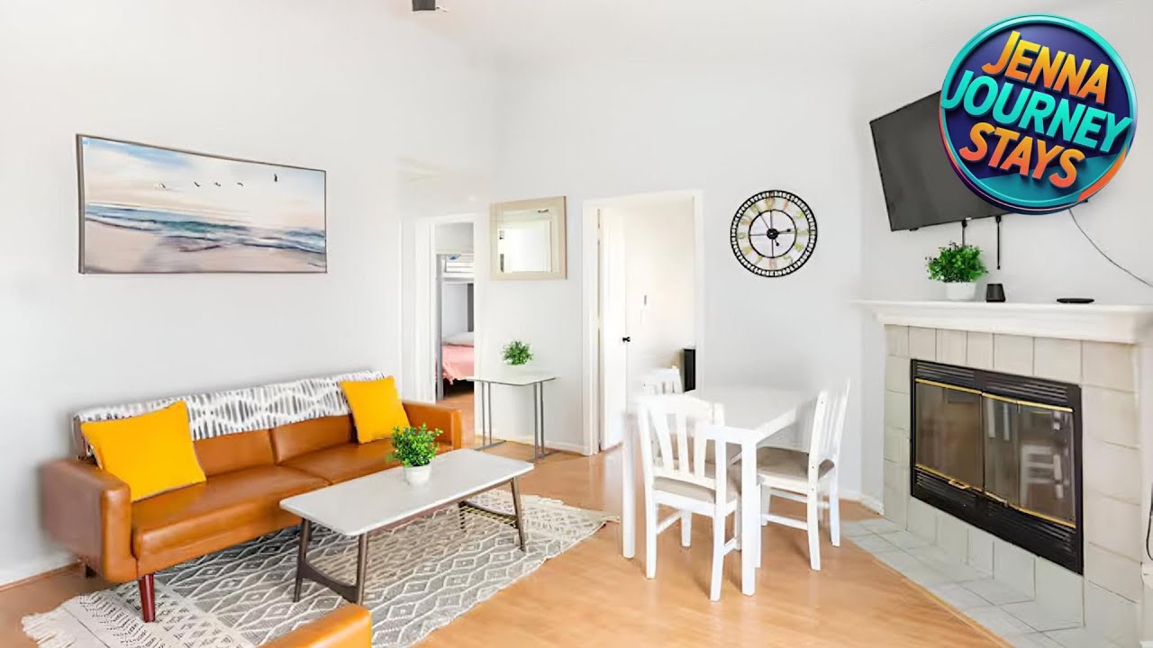 Beautiful House Sleeps 12 - Hot Tub - Breakfast - Walk to Beach | United States ⭐