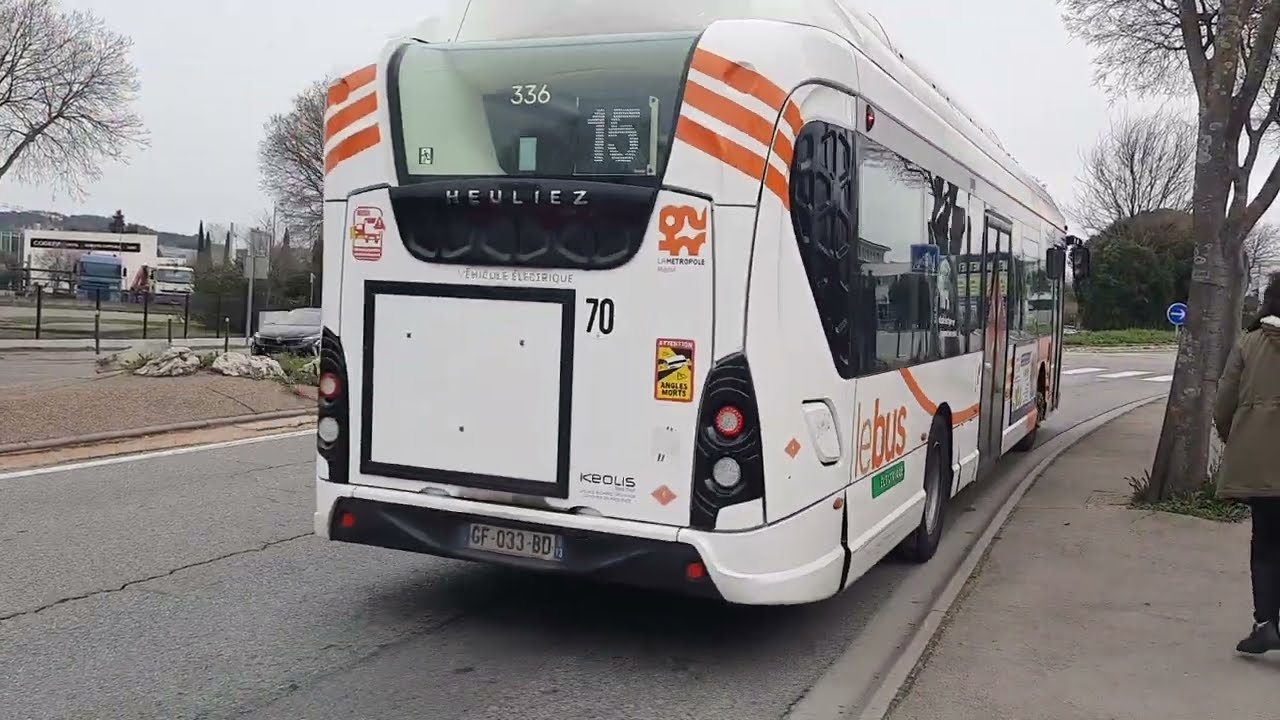 Vitesse max !! Trajet en heuliez gx 337 elec sur la ligne 15 à Aix en Provence 
