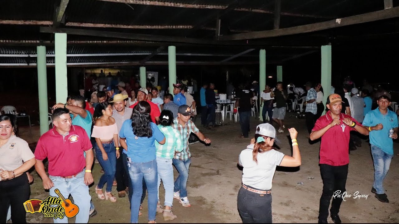 A GOZAR LOS TQMBORITOS RUBÉN BOLIVAR DESDE CIRÍ GRANDE DE CAPIRA/Fiesta de los Hermanos Martinez 