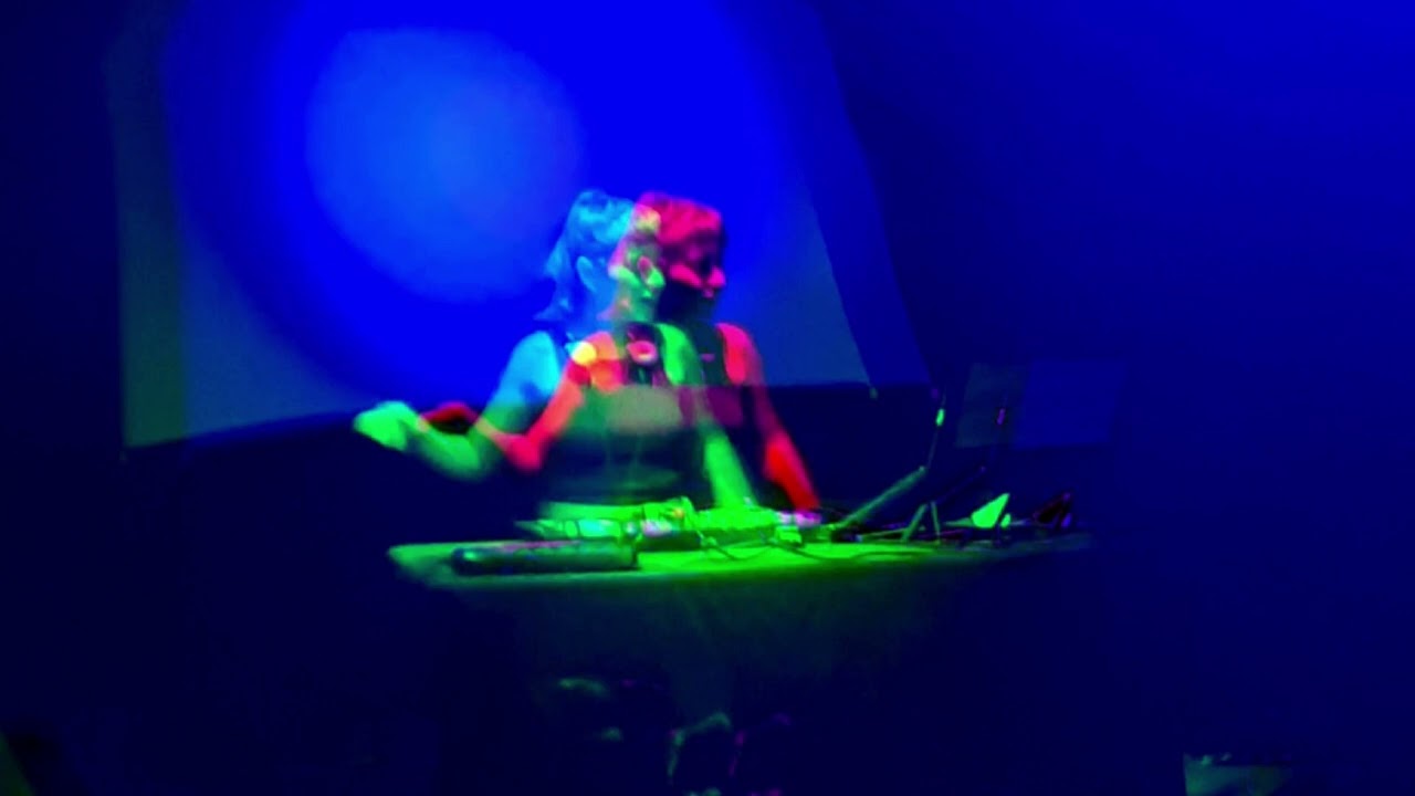 #1 Grooves do Brasil - DJ Rebeca Remp