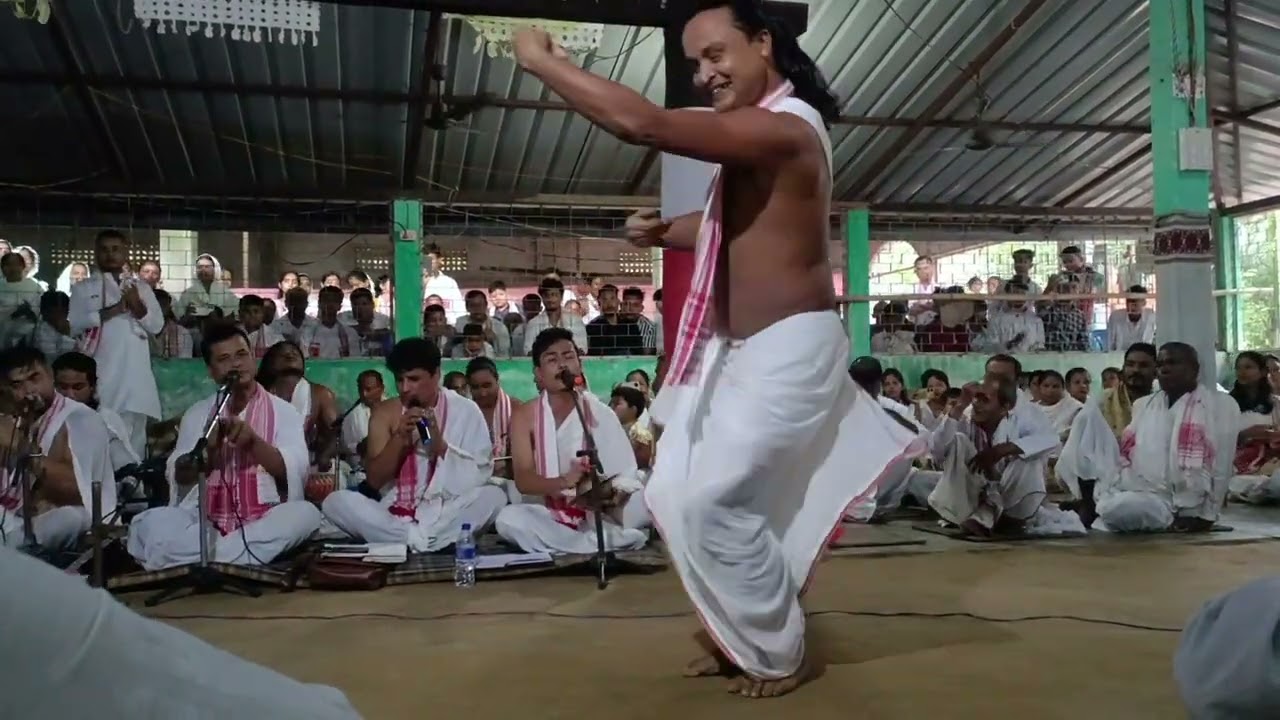 Amar gaor namghrt nimontron kori ona dhemaji dihanam dolti ...🙏🙏