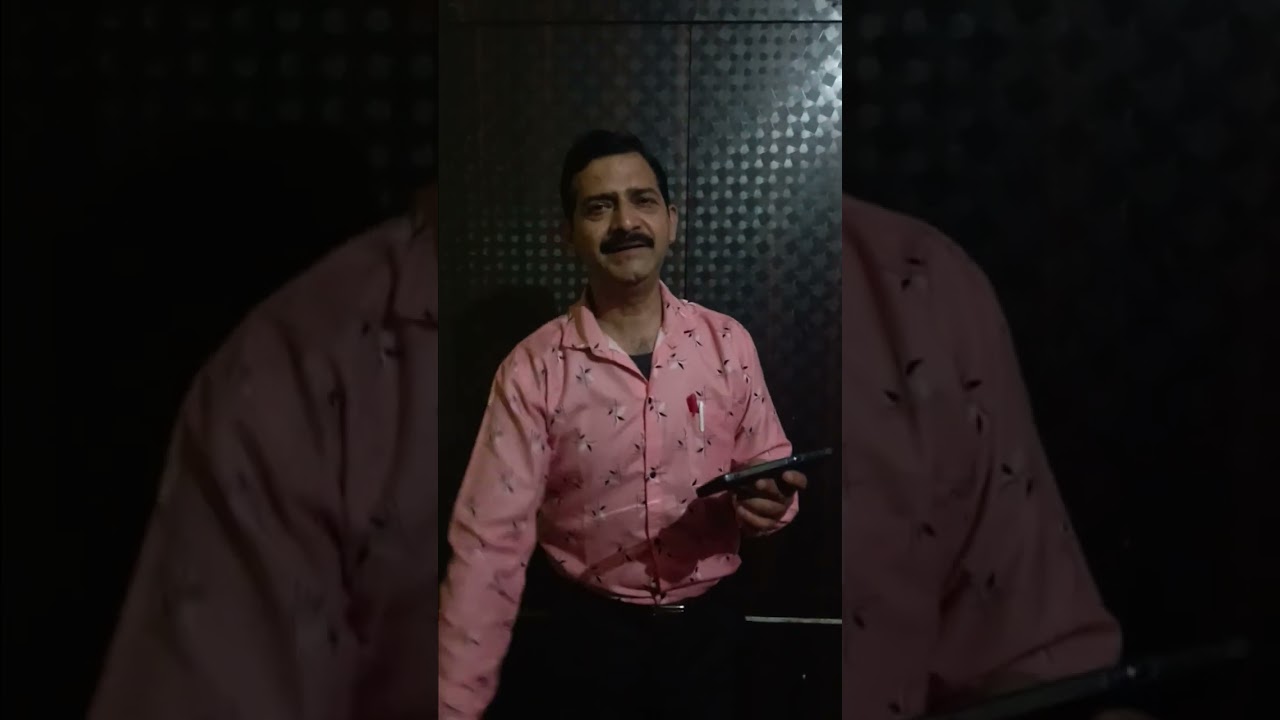 क्या हुआ तेरे वादा,  आज बिना माइक के गाने की कोशिश की...... 🎵🎵🎤🎤
