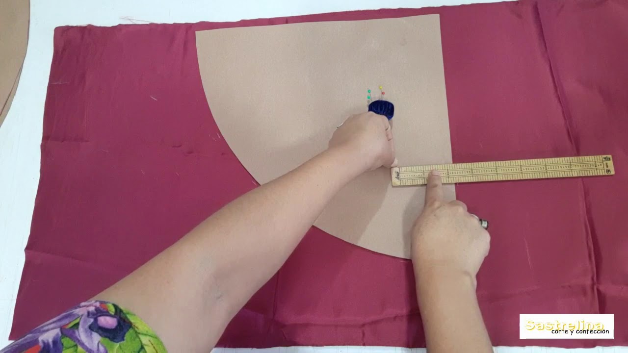 22 NO  GASTES DE MAS!!! APRENDE mi forma de calcular la tela para tus faldas de vuelo ,campana, etc.