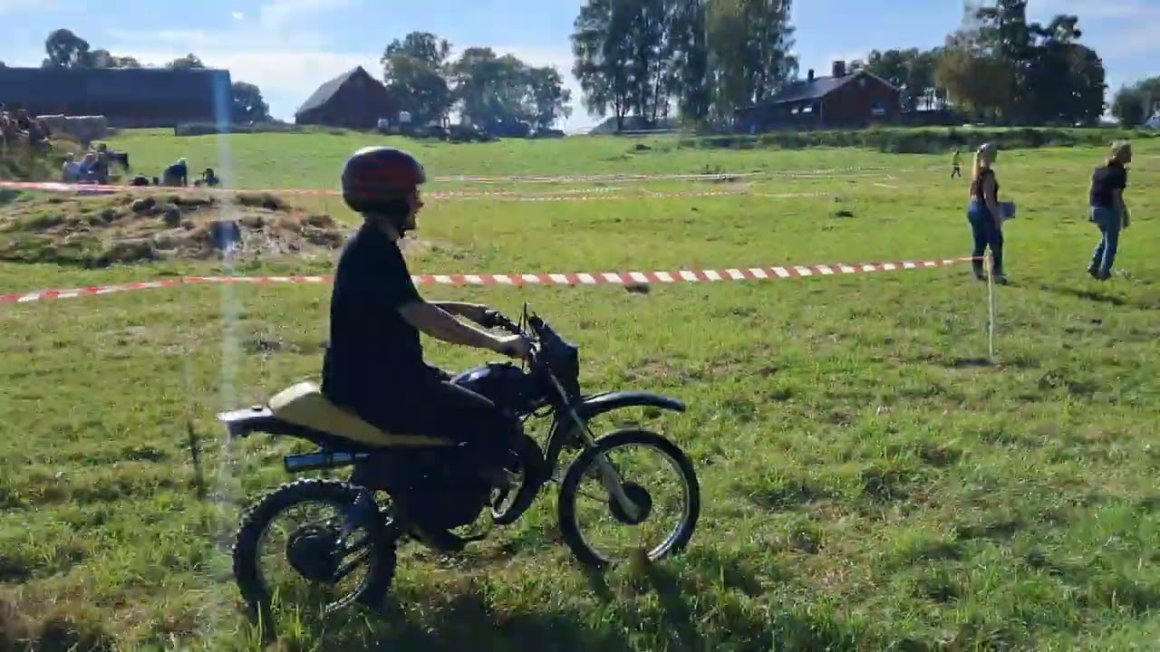 Mopperacet i Trädet/Cross 2024-08-31