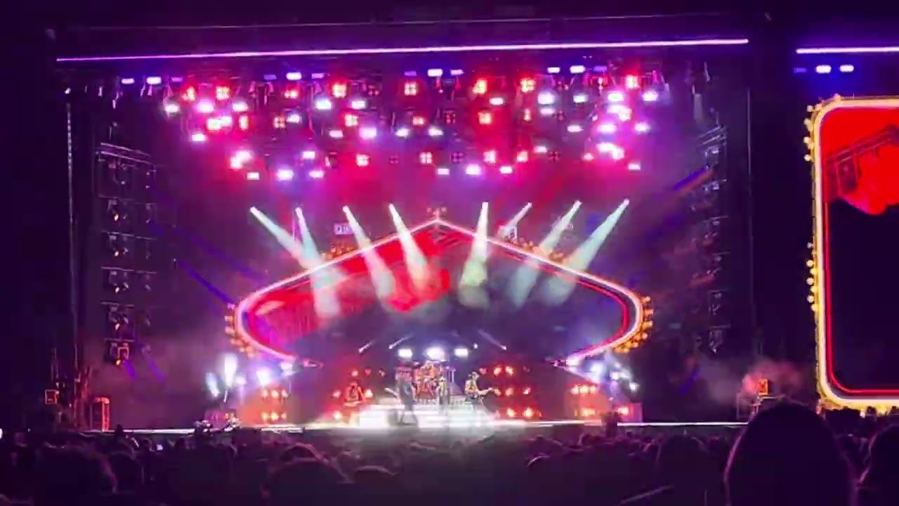 Scorpions - Big City Nights (live at Graspop 2024)
