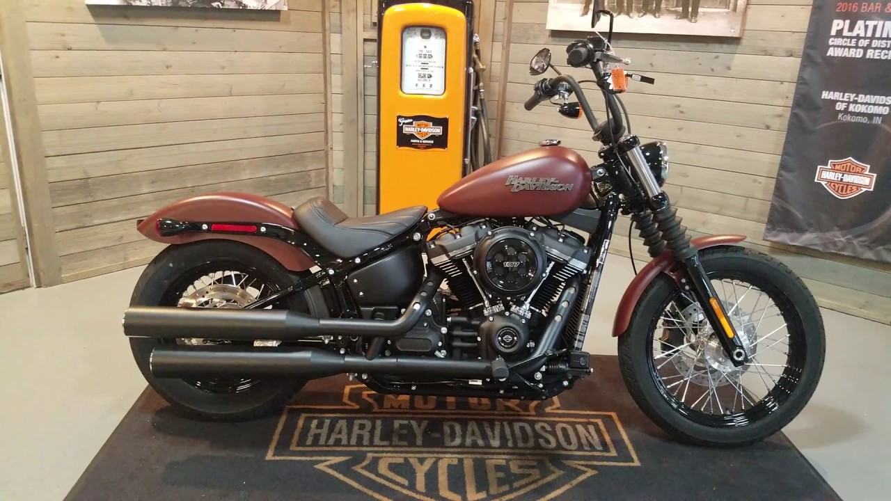 2018 Harley-Davidson Softail Street Bob FXBB-Red Iron Denim