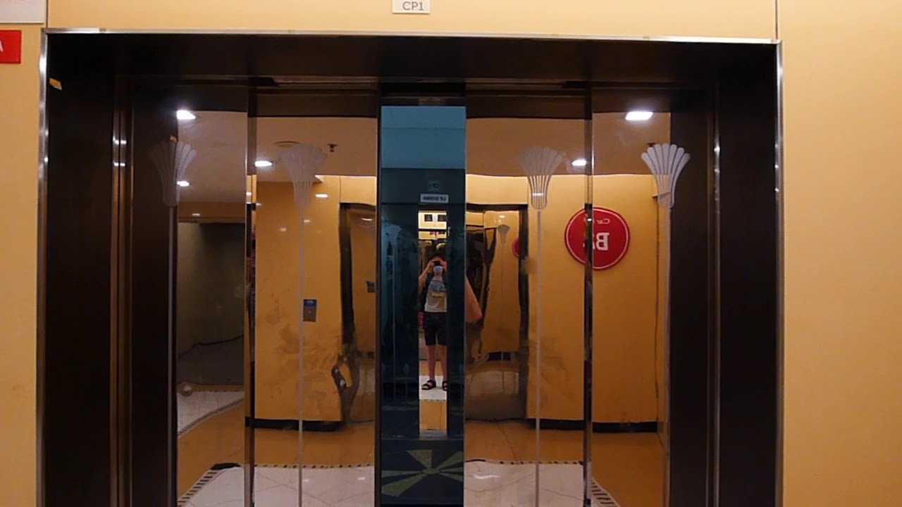 Kone Hydralic lift at sunway Pyramid Red Zone ( 2nd lobby)