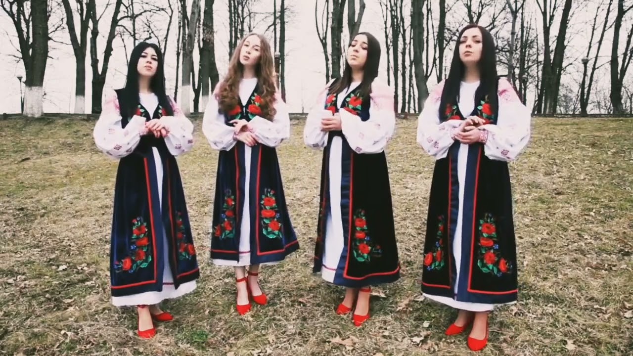 Летить галка через балку