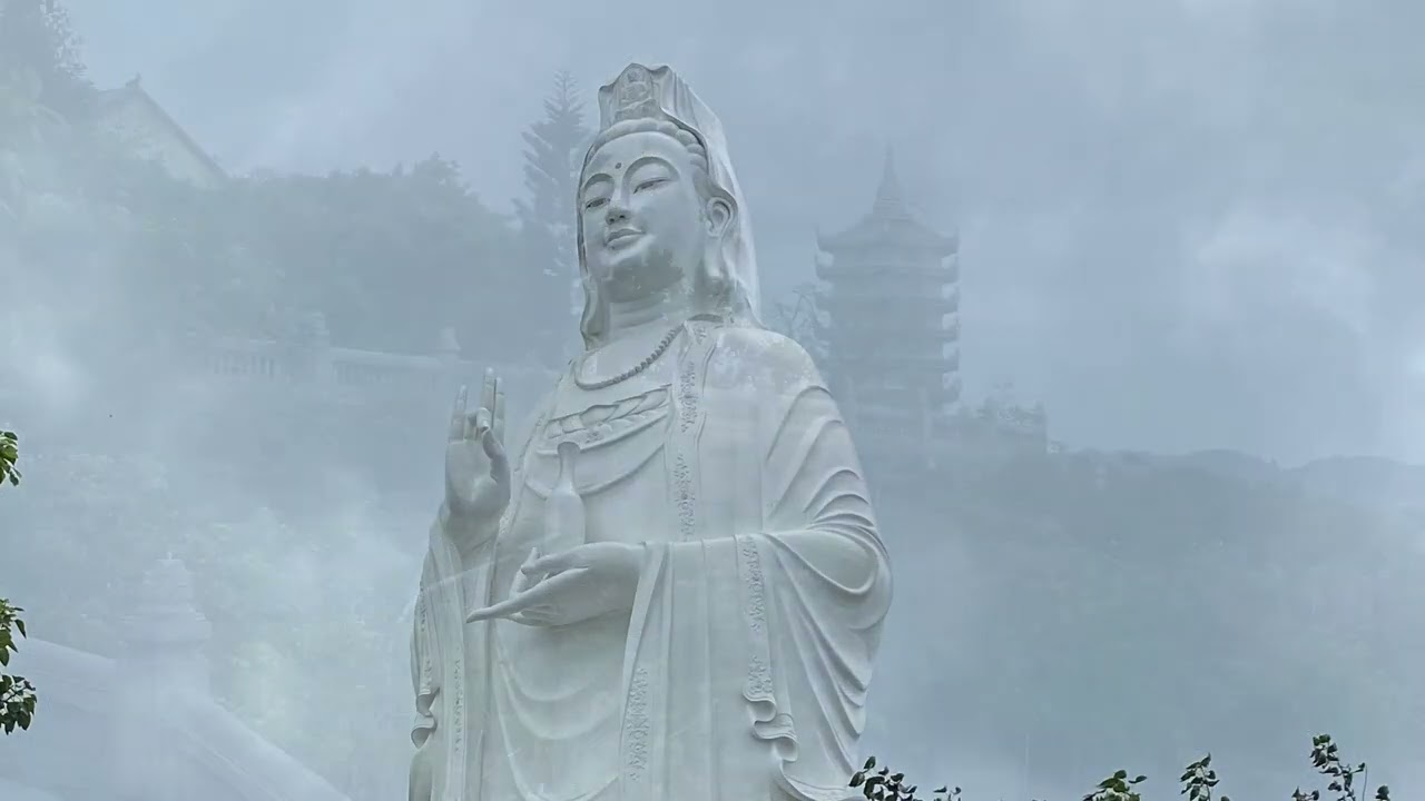 Linh Ung Pagoda & Son Tra Marina, Da Nang, Vietnam