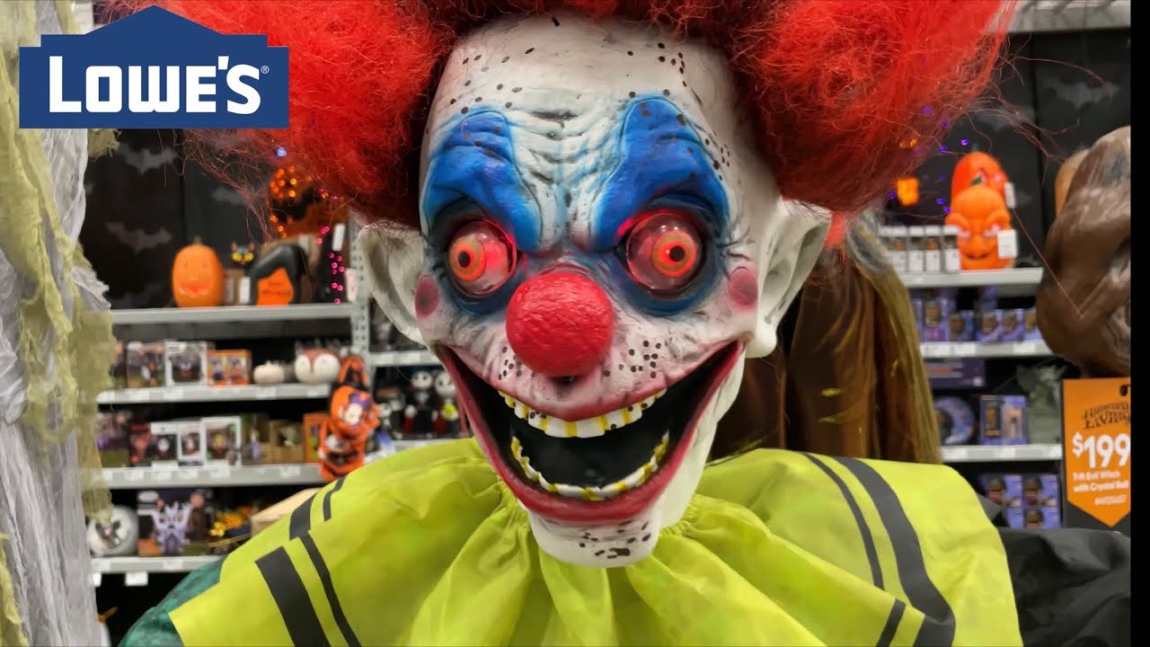Halloween 2022 at Lowe’s! - store tour