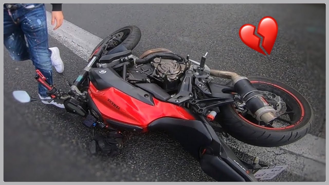 MON CRASH EN YAMAHA MT07 !😳