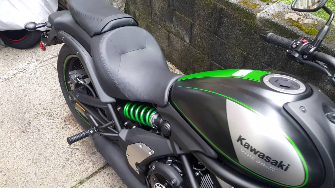 How to install Vulcan s passenger seat