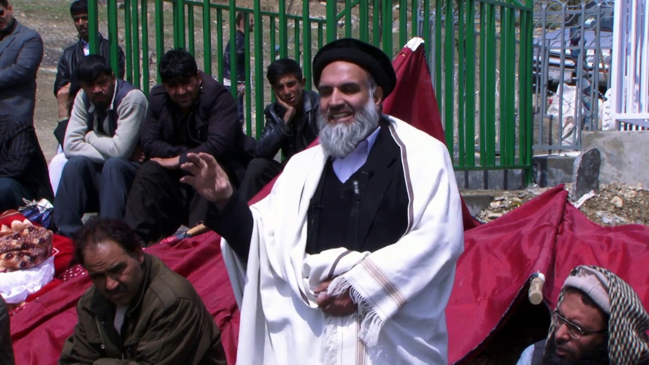جنازه مرحومه مادر حمیدالله خان با سخنرانی استاد عبدالظاهر داعی