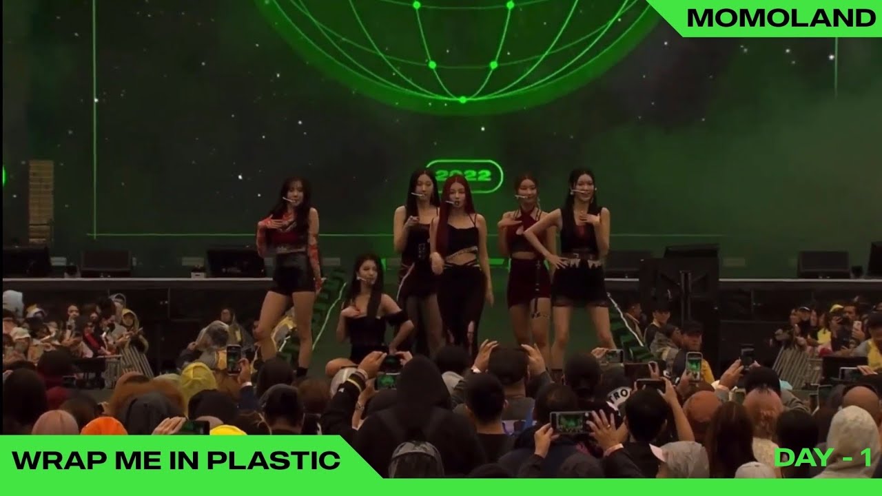 [20221015] MOMOLAND - Wrap Me In Plastic | KAMP, LA | DAY - 1