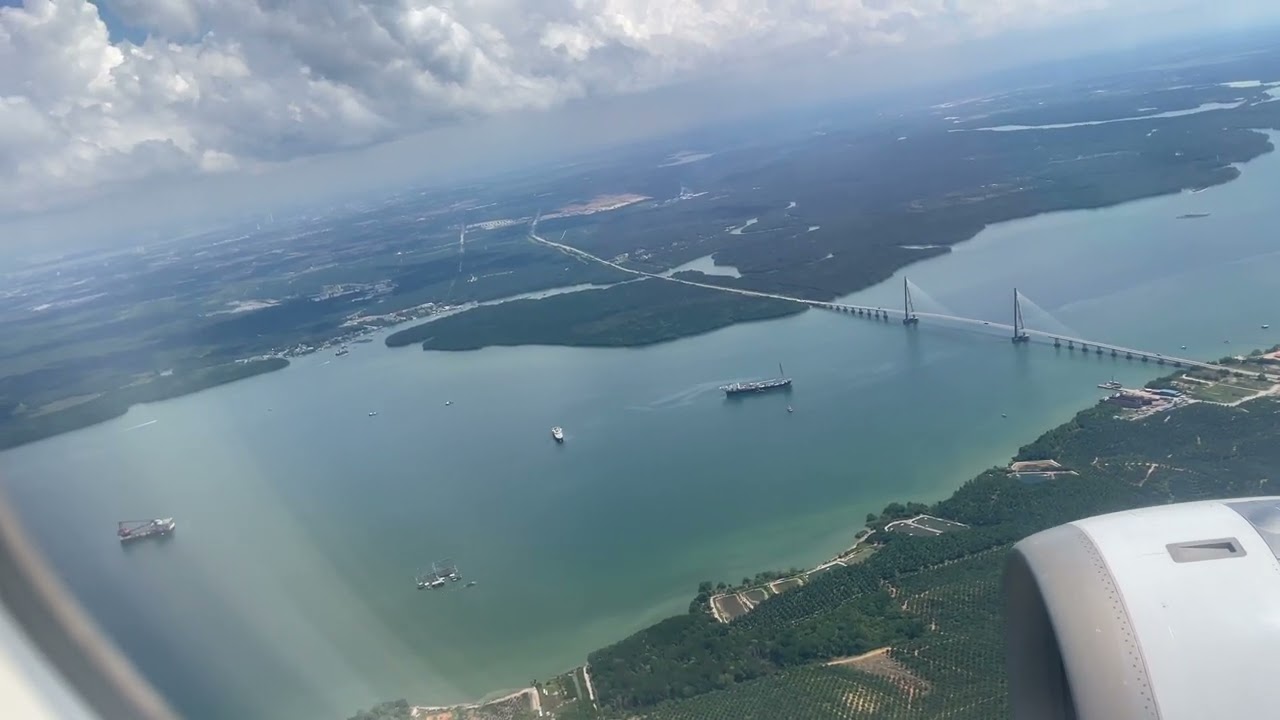 We Experienced Flying with Scoot Airline, from Kuala Lumpur to Changi