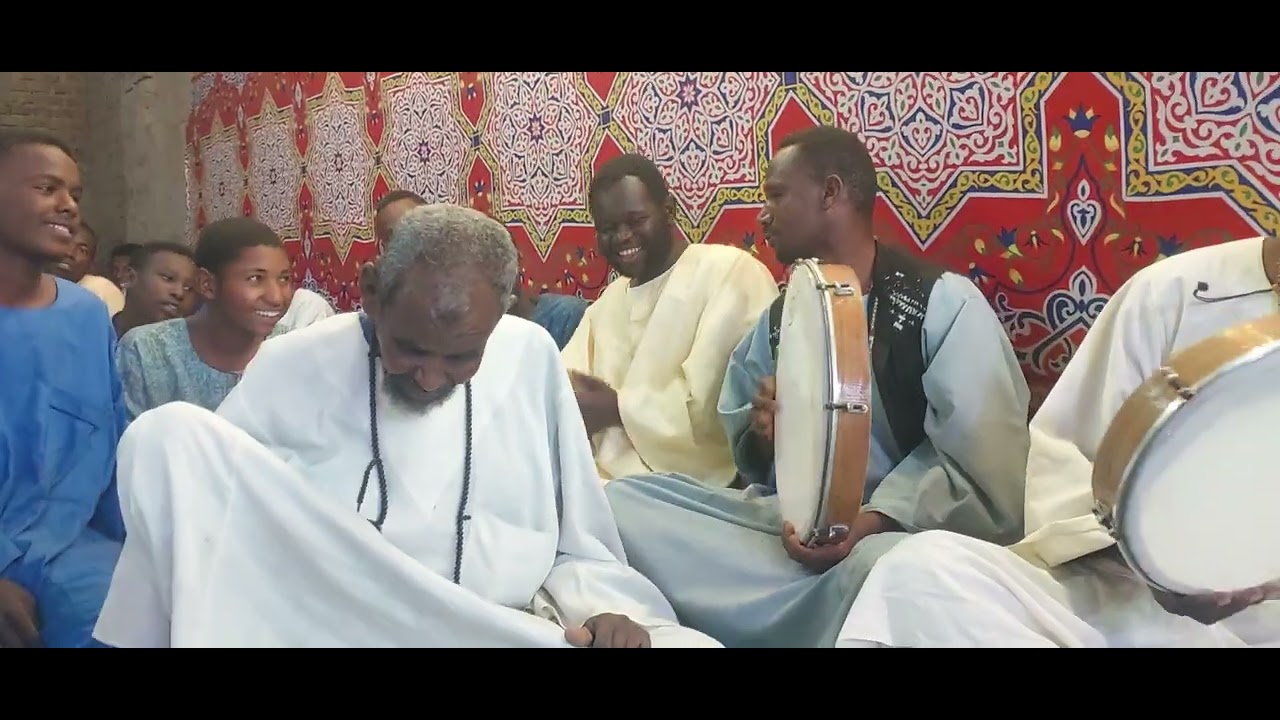مصباح الكون اداء تلاميذ المدرسة القادرية ب طيبةالشيخ عبدالباقي 