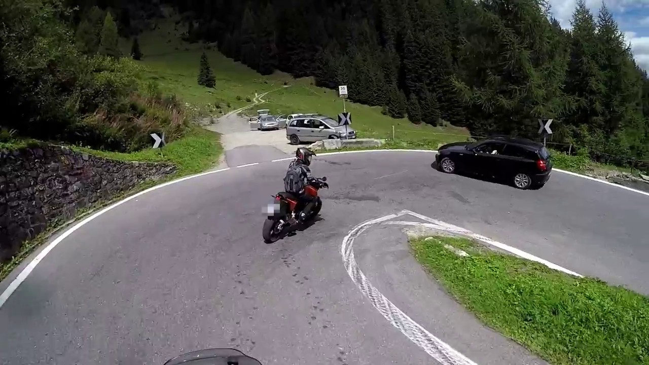 Stilfser Joch p.2 || Moto Guzzi Norge 1200 & KTM Duke 690 || Passo dello Stelvio