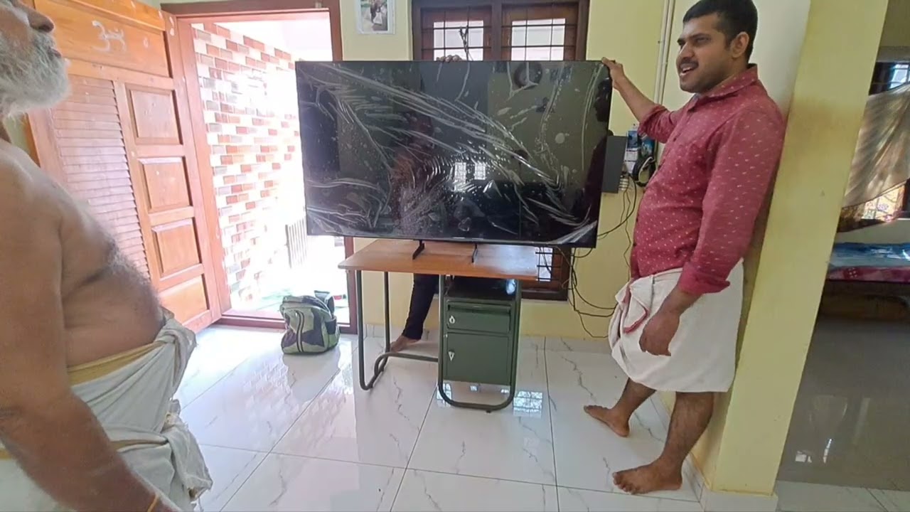 TV fit ചെയ്യുന്നു 