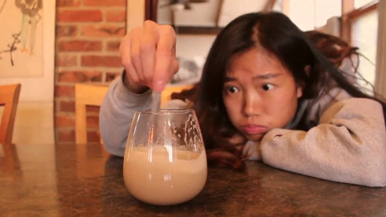 I FAILED the dalgona coffee challenge | AiyoMe Vlog