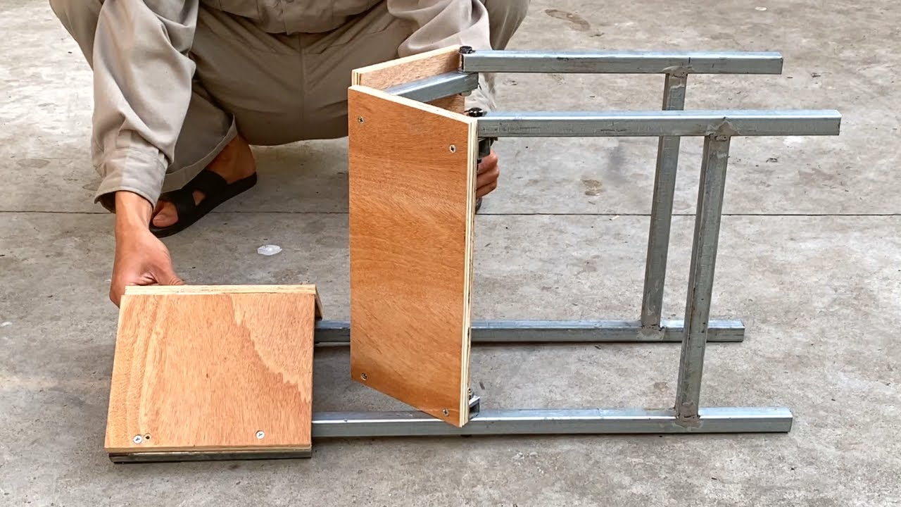 DIY - Great Craftsman's Ideas // How to Make a Smart Folding Chair // Metal Smart Folding Utensils !