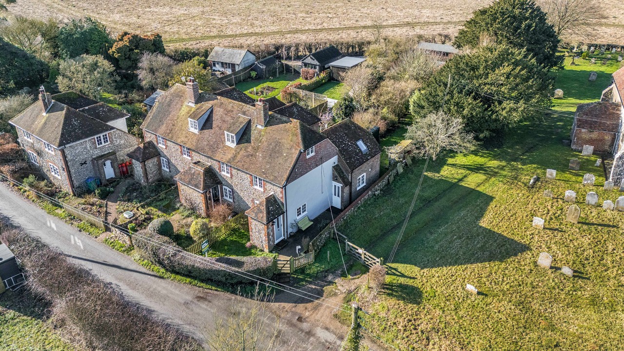 FOR SALE - Stelling Minnis, Canterbury, CT4 5PT - DRONE FOOTAGE