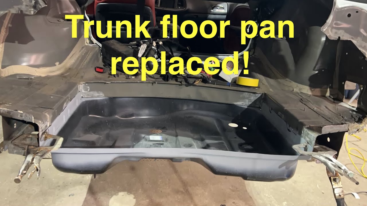 Rebuilding A Wrecked 2018 Dodge Challenger Hellcat - Part 5