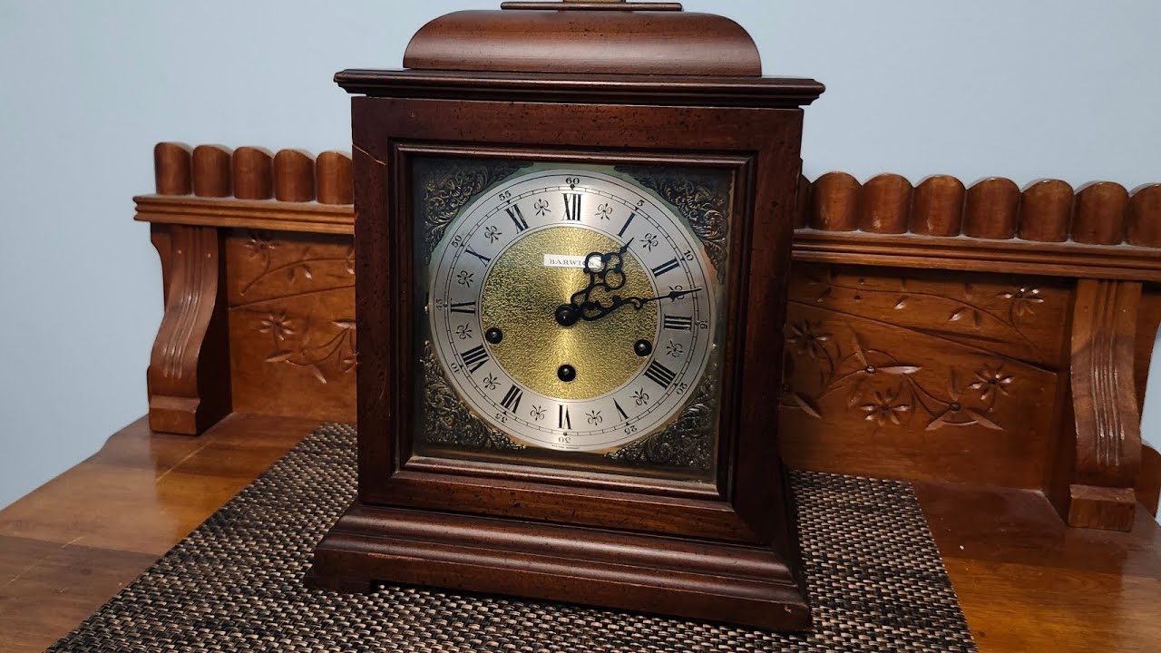1970's Barwick (Howard Miller) Model 142 Triple Chime Bracket Mantel Clock