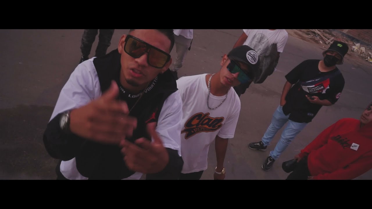 Karozzi ft. Reelkimg Bds - Trapicheo  (v&iacute;deo oficial)