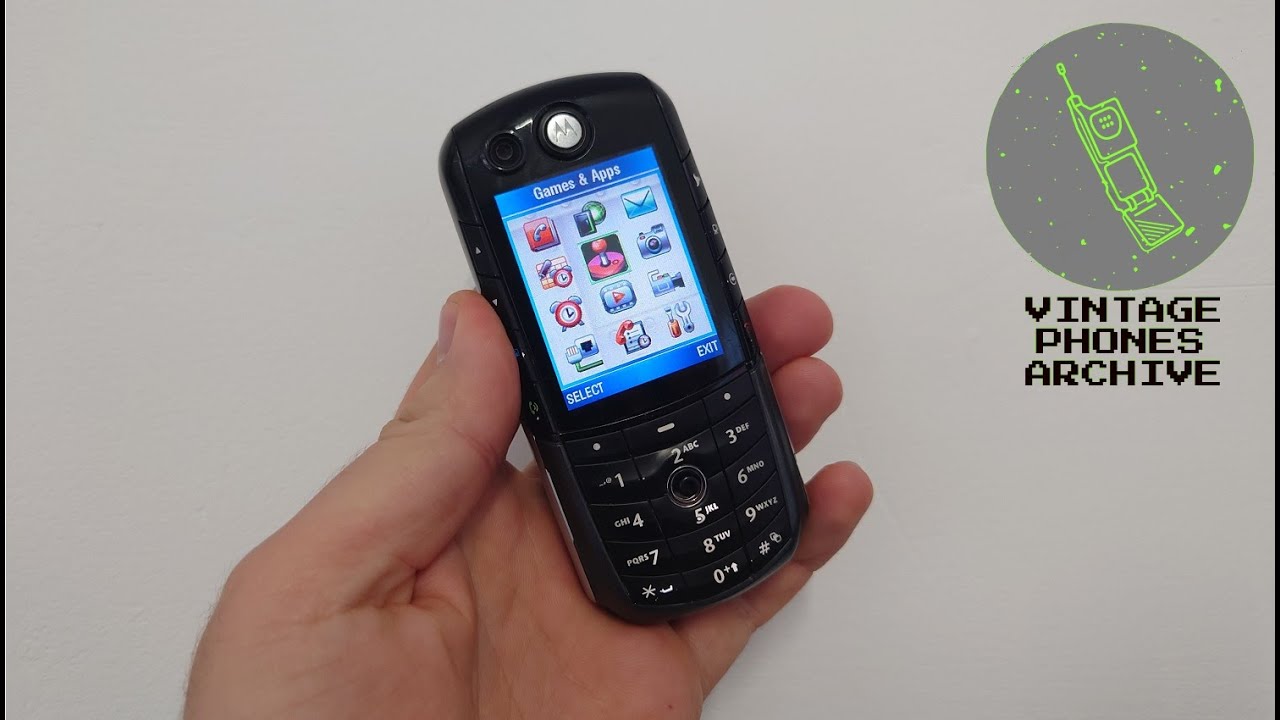Motorola E1000 Mobile phone menu browse, ringtones, games, wallpapers