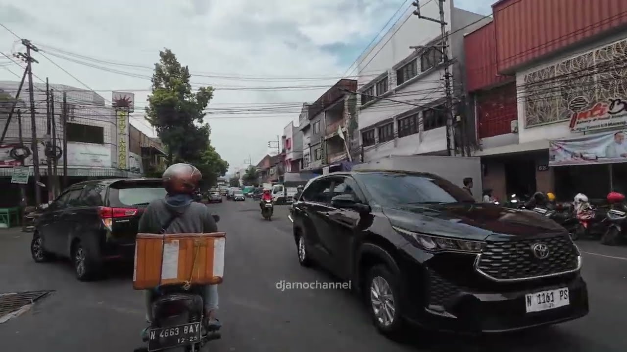 Keliling Pasar Besar Kota Malang, Piye Lur Apakah Masih Seperti Dulu !?