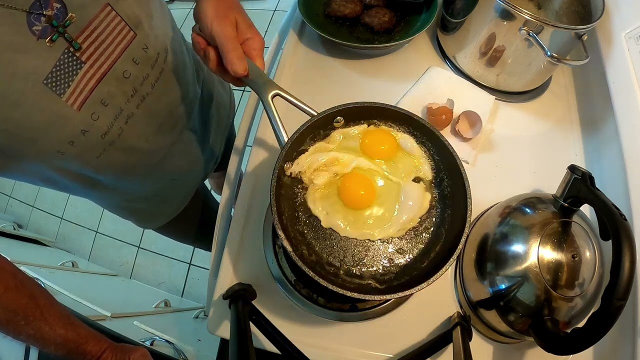 Как всегда идеально готовить яйца средней прожарки