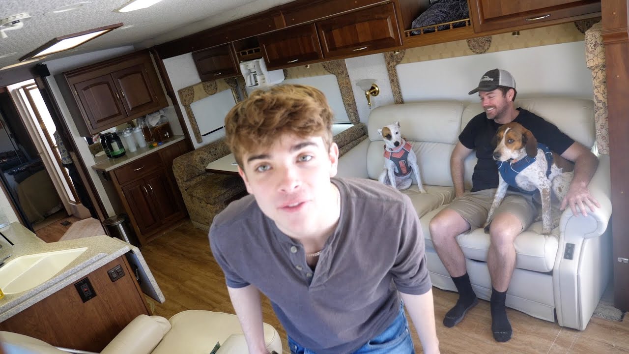 We Have an Announcement. Are We Done With Vanlife… Well Kinda. 🤷🏼‍♂️