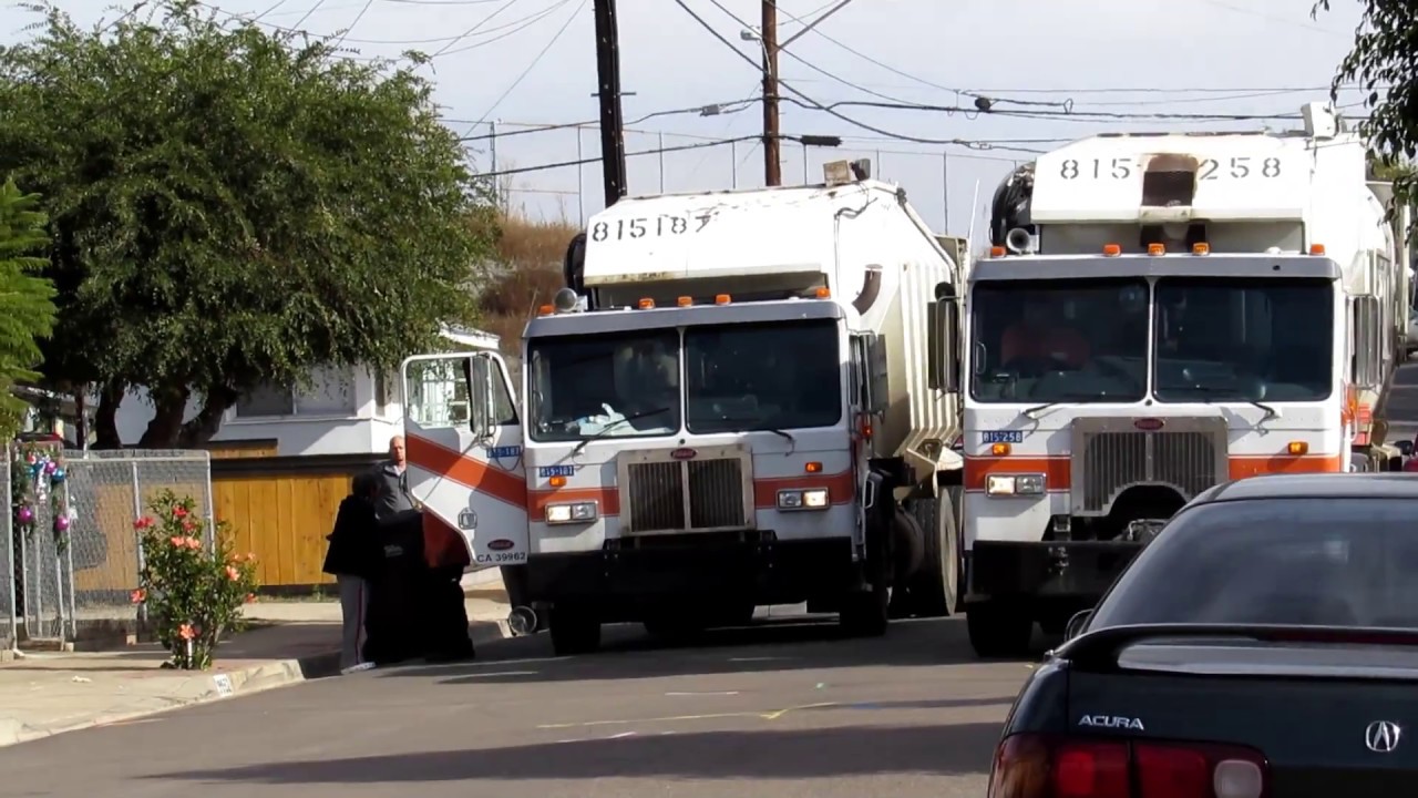 Garbage Trucks of the City of San Diego: OLD Peterbilt 320/Octagonal Amrep [Part 5]