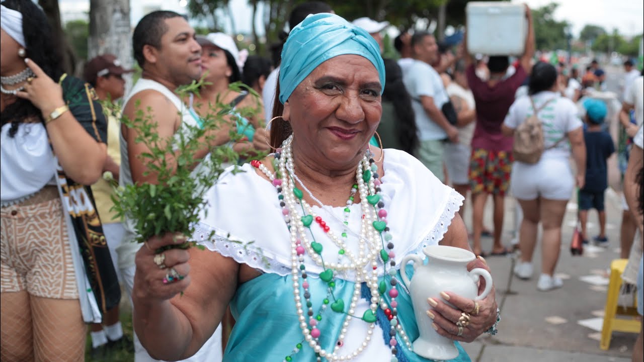 Reino Unido da Liberdade no ensaio de axé pra lavar à alma literalmente que caiu um temporal 